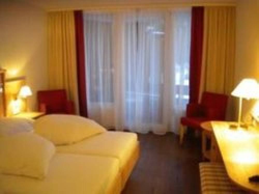 Parkhotel Quellenhof 7