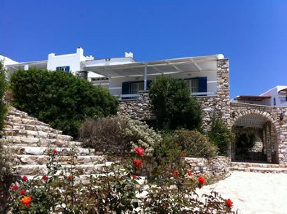 PAROS AGNANTI RESORT AND SPA 1