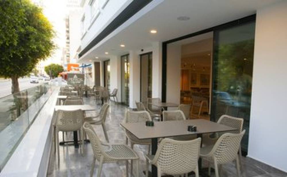 PEFKOS HOTEL LIMASSOL 7