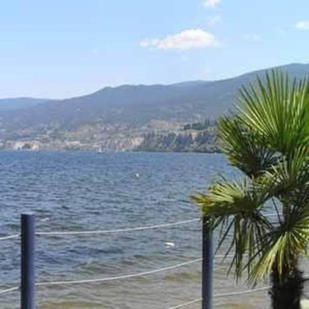 PENTICTON LAKESIDE RESORT 4