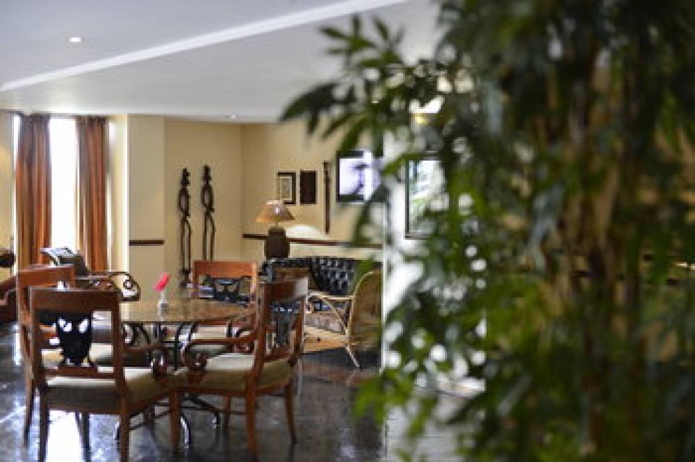 PESTANA ROVUMA 10