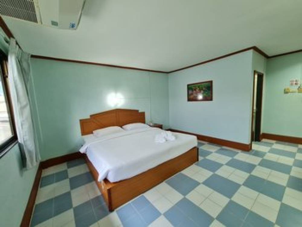 PHU NGA HOTEL 4