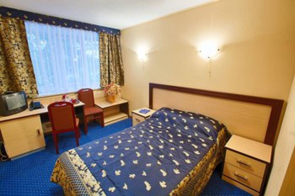 Polet Hotel - Surgut 5