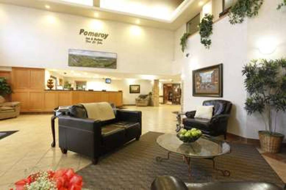 Pomeroy Inn And Suites Fort St John 6