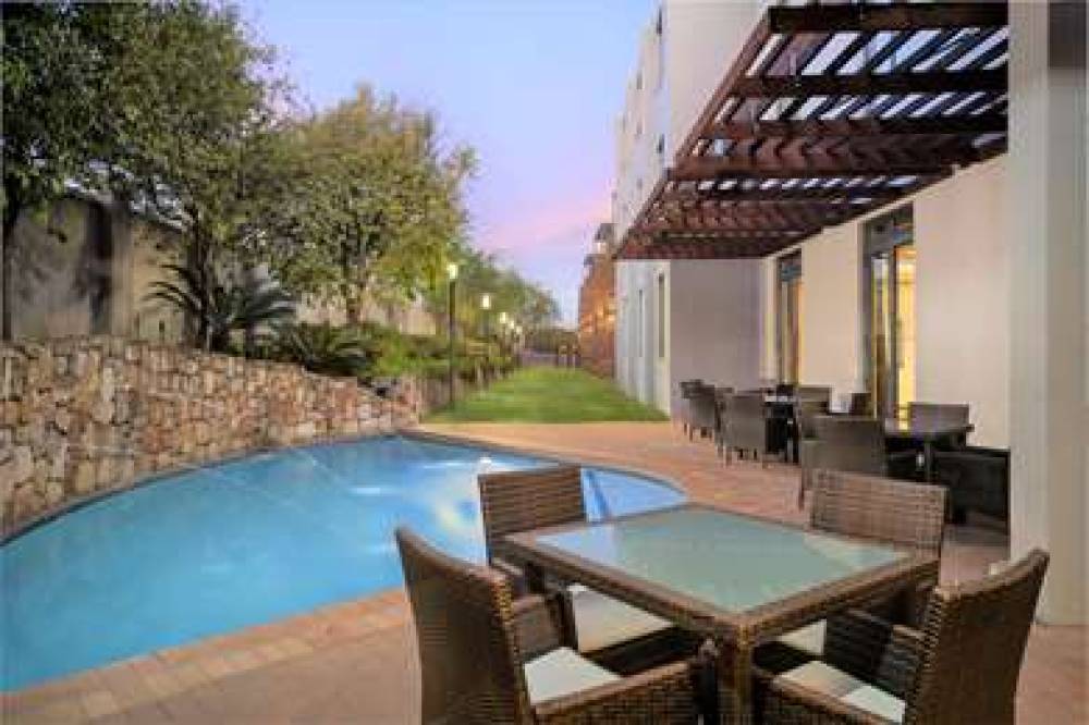 PREMIER HOTEL MIDRAND 7