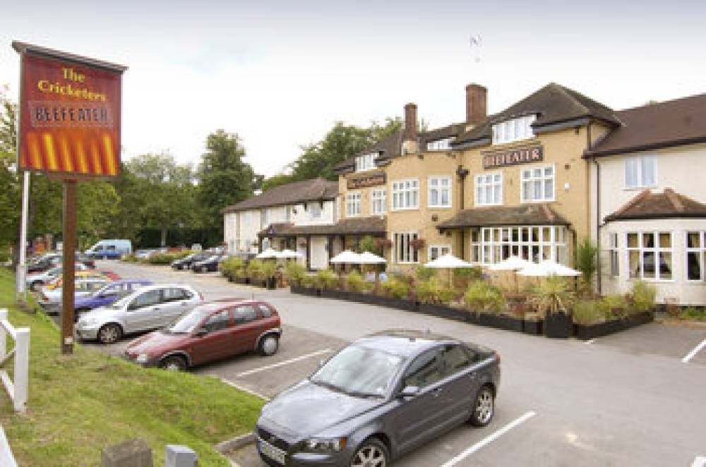 PREMIER INN BAGSHOT 9