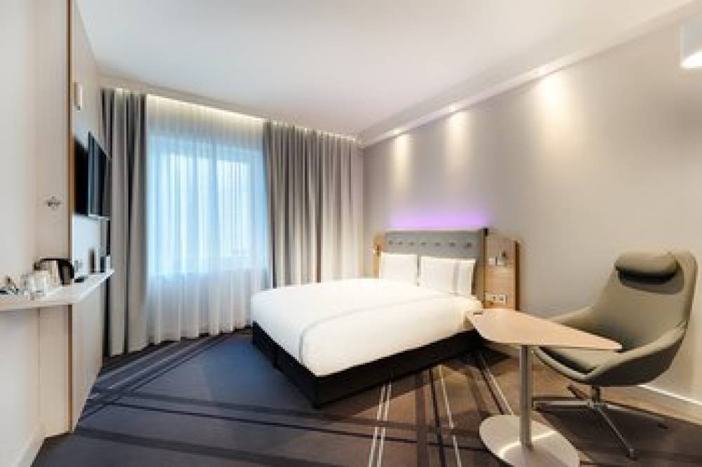 PREMIER INN FRANKFURT WESTEND 7