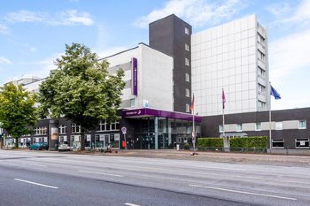 PREMIER INN HAMBURG CITY ALSTER 1