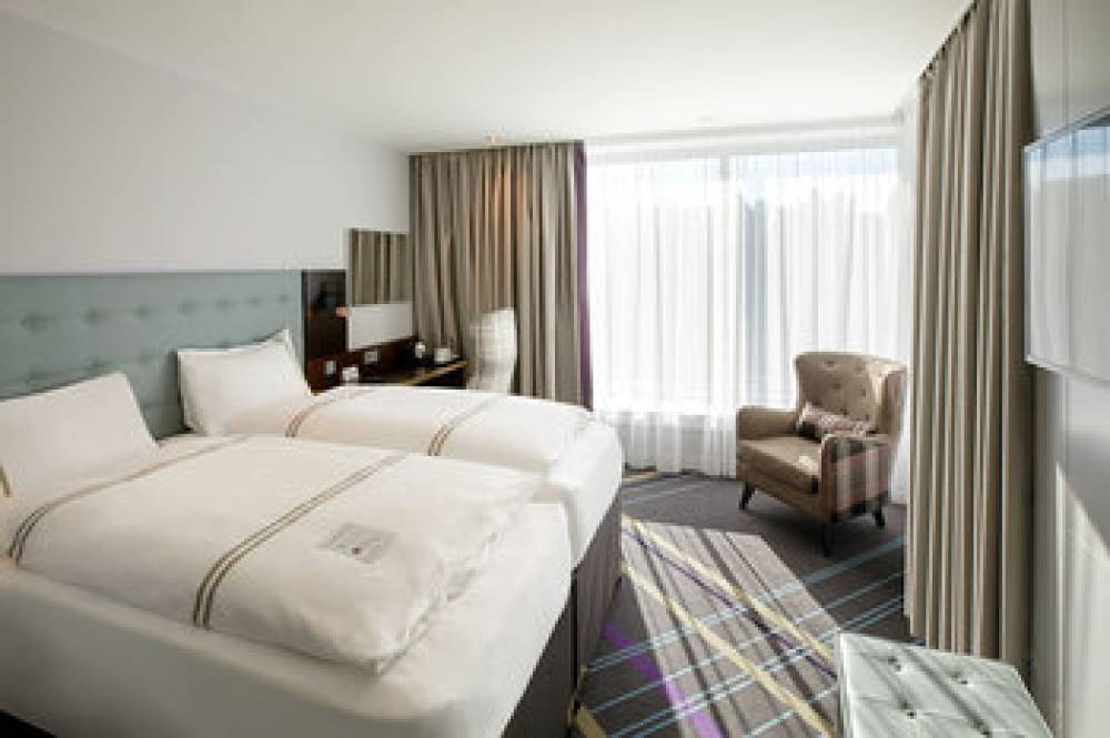 PREMIER INN HAMBURG CITY 3