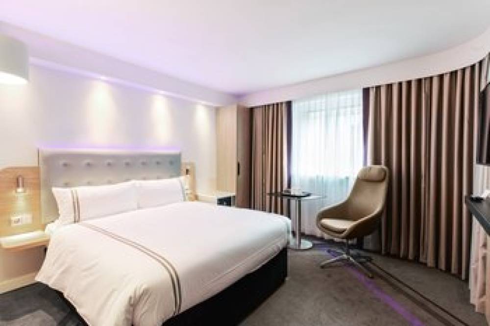 PREMIER INN HAMBURG HAMMERBROOK 9