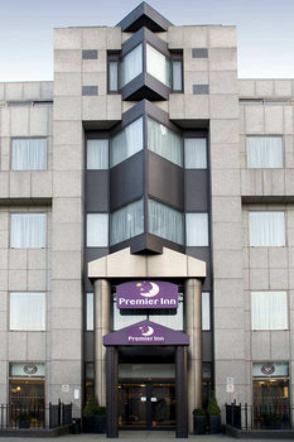 PREMIER INN LONDON CITY TOWER HILL 1