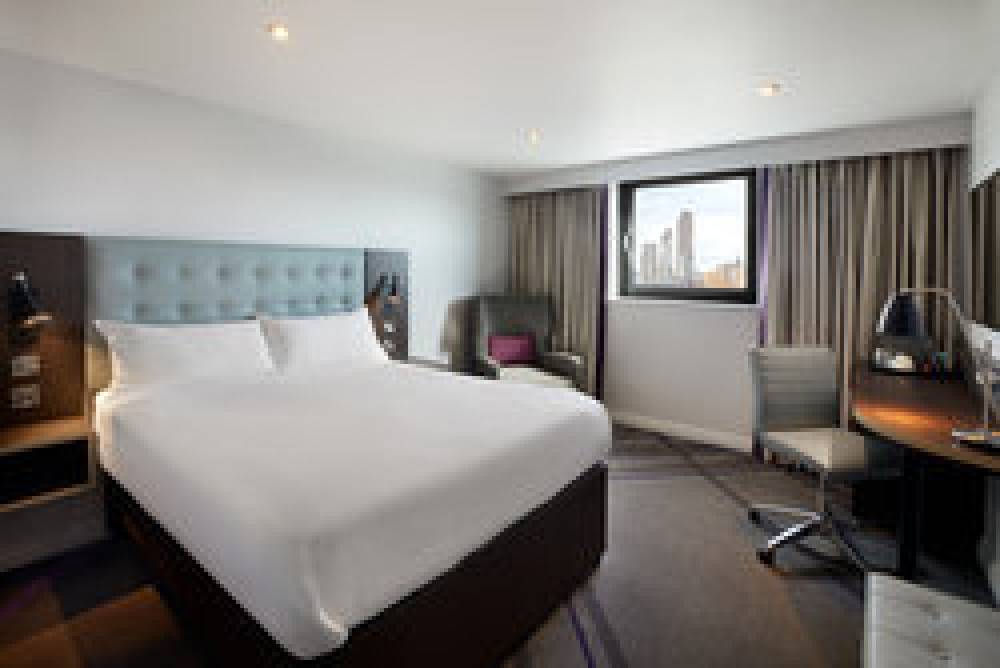 PREMIER INN LONDON COUNTY HALL 6