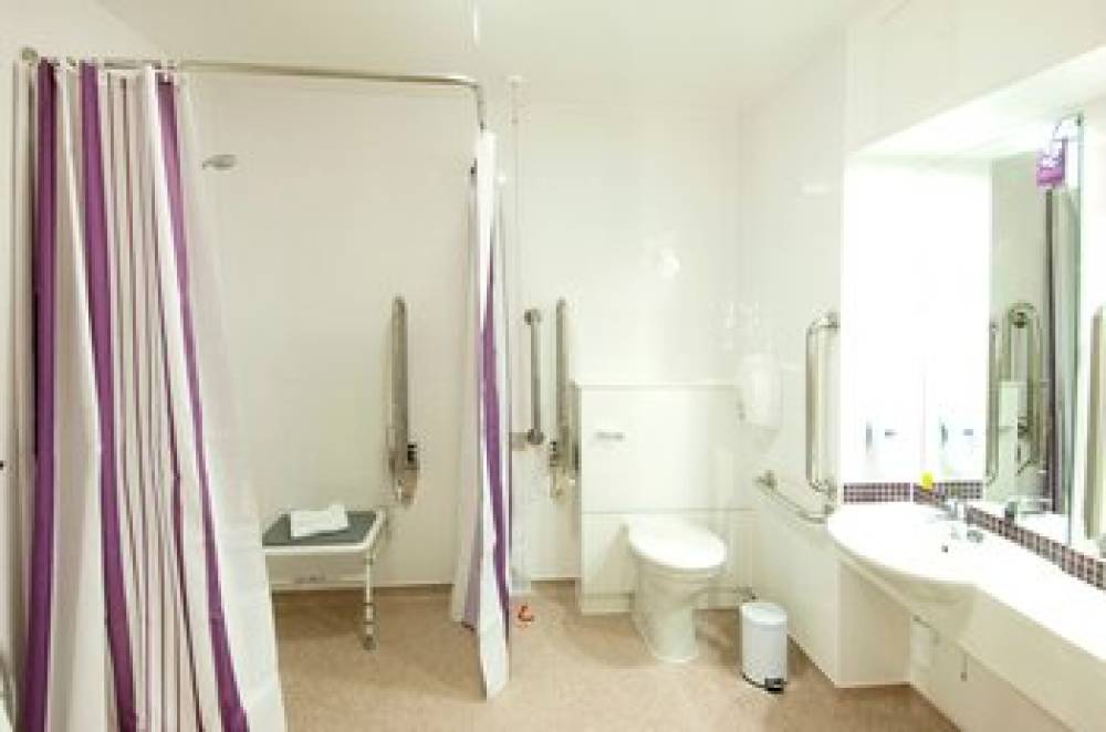 PREMIER INN LONDON HAYES HEATHROW N 10