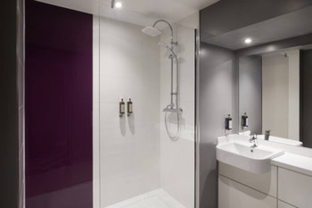 PREMIER INN LONDON HOLBORN 6