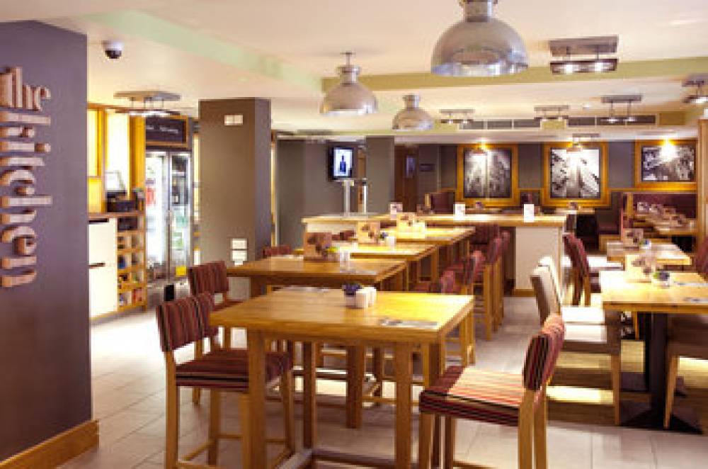 PREMIER INN LONDON LEICESTER SQUARE 4