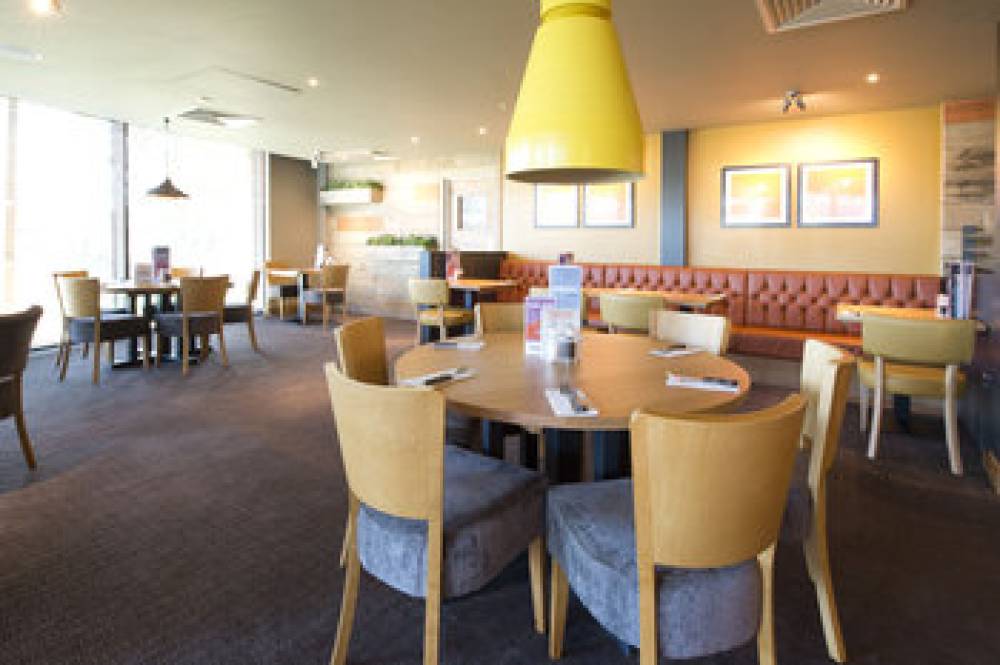 PREMIER INN LONDON UXBRIDGE 5