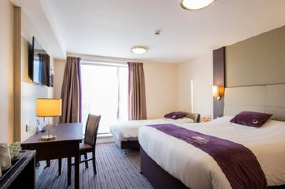 PREMIER INN ST ALBANS CITY CENTRE 3