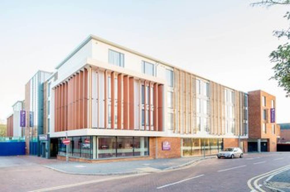 Premier Inn St Albans City Centre