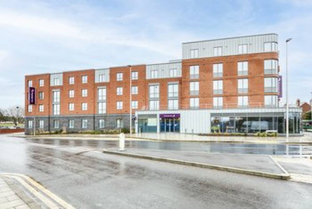 Premier Inn Wokingham Town Centre