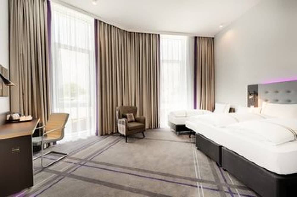 PREMIER INN WOLFSBURG CITY CENTRE 8