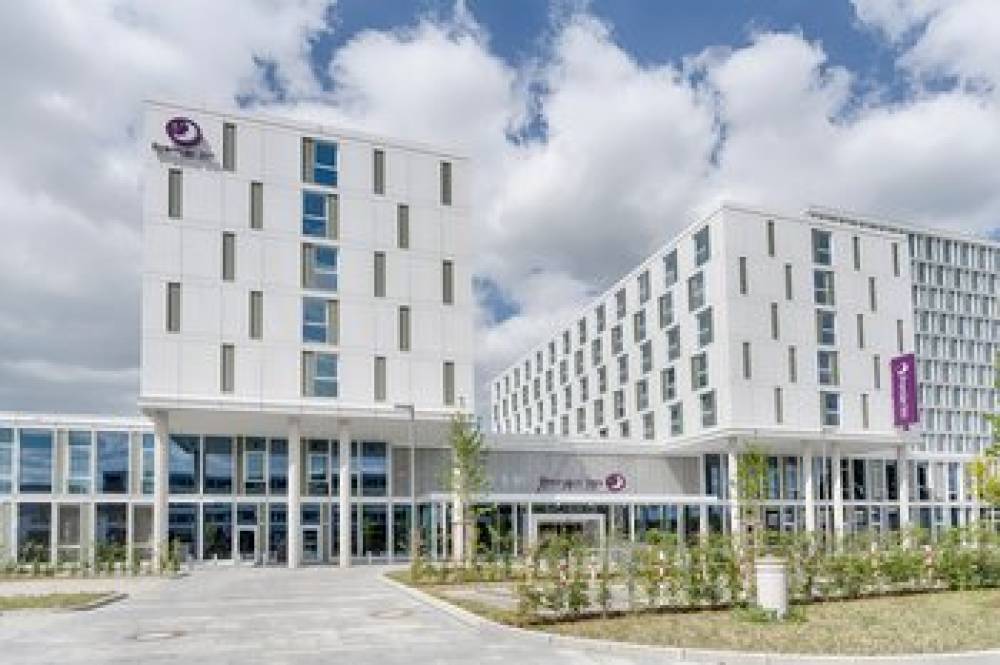 PREMIER INN WOLFSBURG CITY CENTRE 1