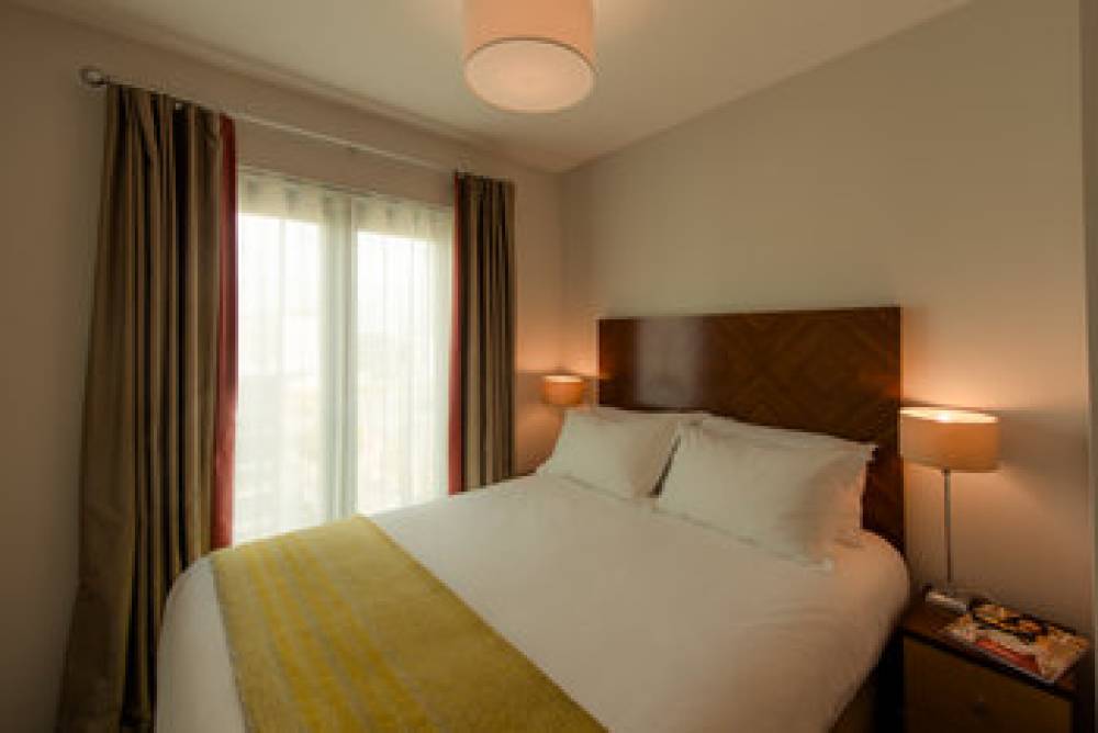 Premier Suites Sandyford 8