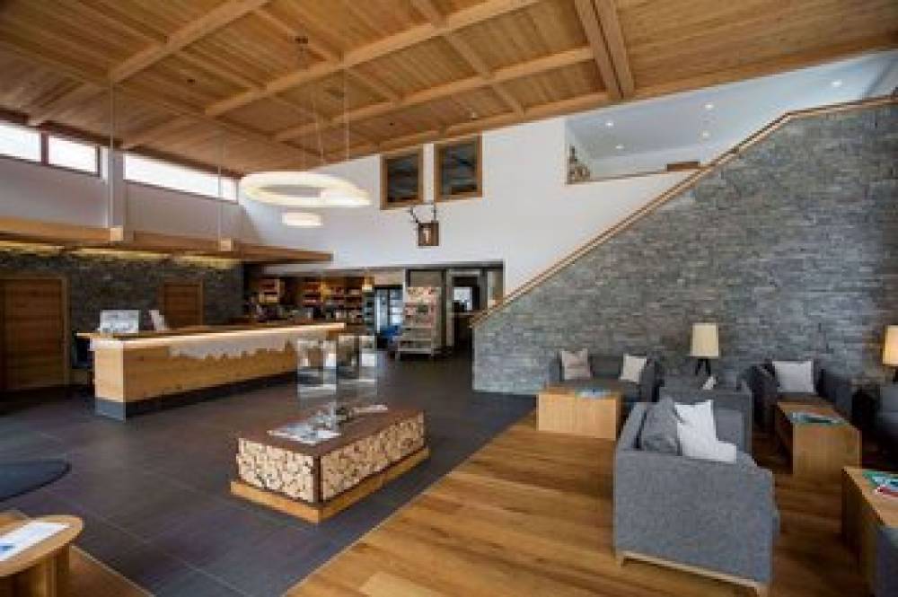 PRIVA ALPINE LODGE 3