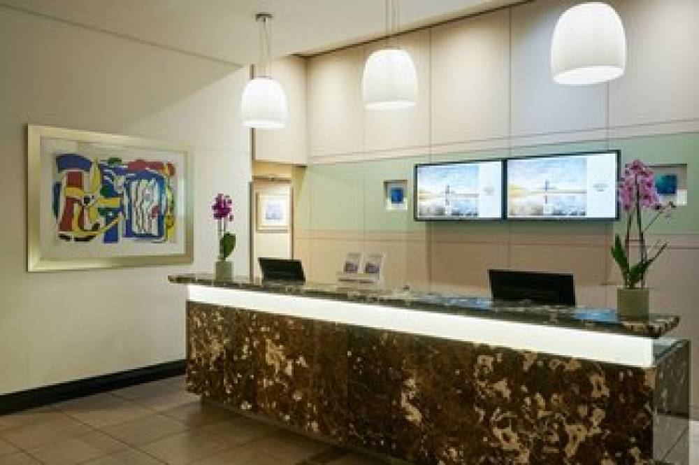 Protea Hotel By Marriott Cape Town North Wharf 4