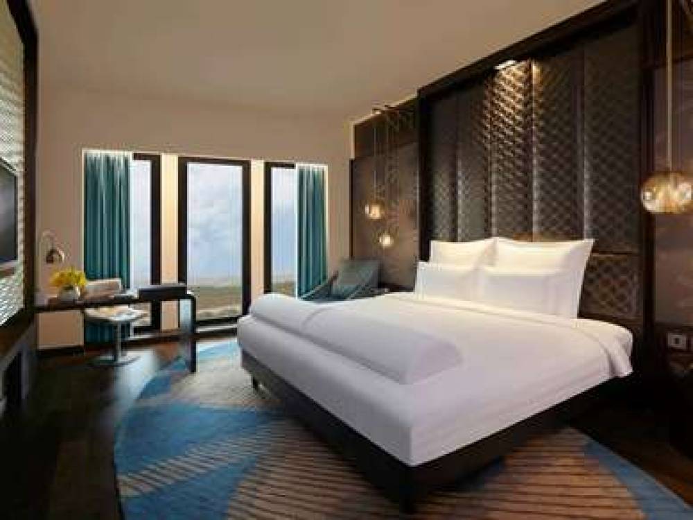 Pullman New Delhi Aerocity 5