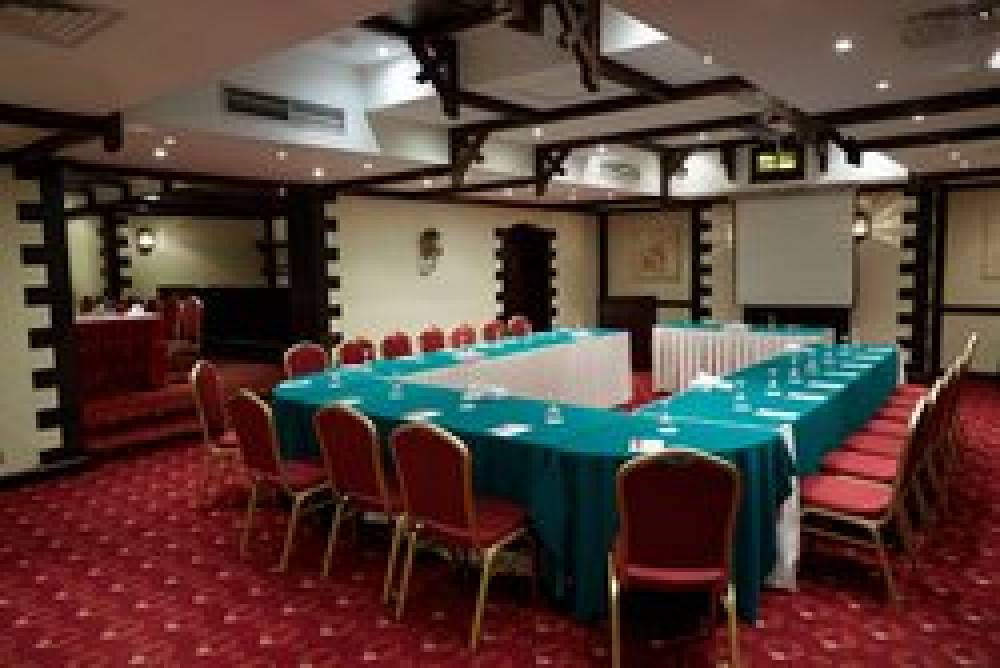 PYRAMISA SUITES HOTEL CAIRO 10