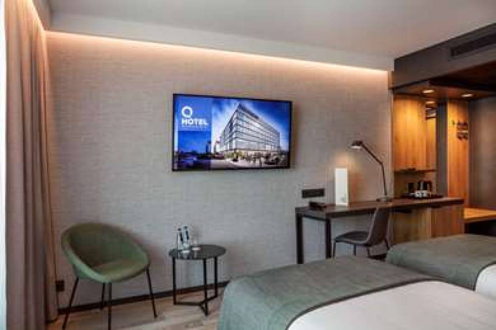 Q HOTEL PLUS WROCLAW BIELANY 6