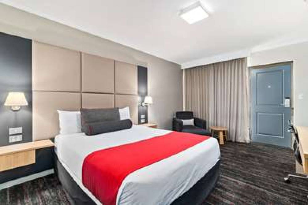 QUALITY HOTEL PARKLAKE SHEPPARTON 4