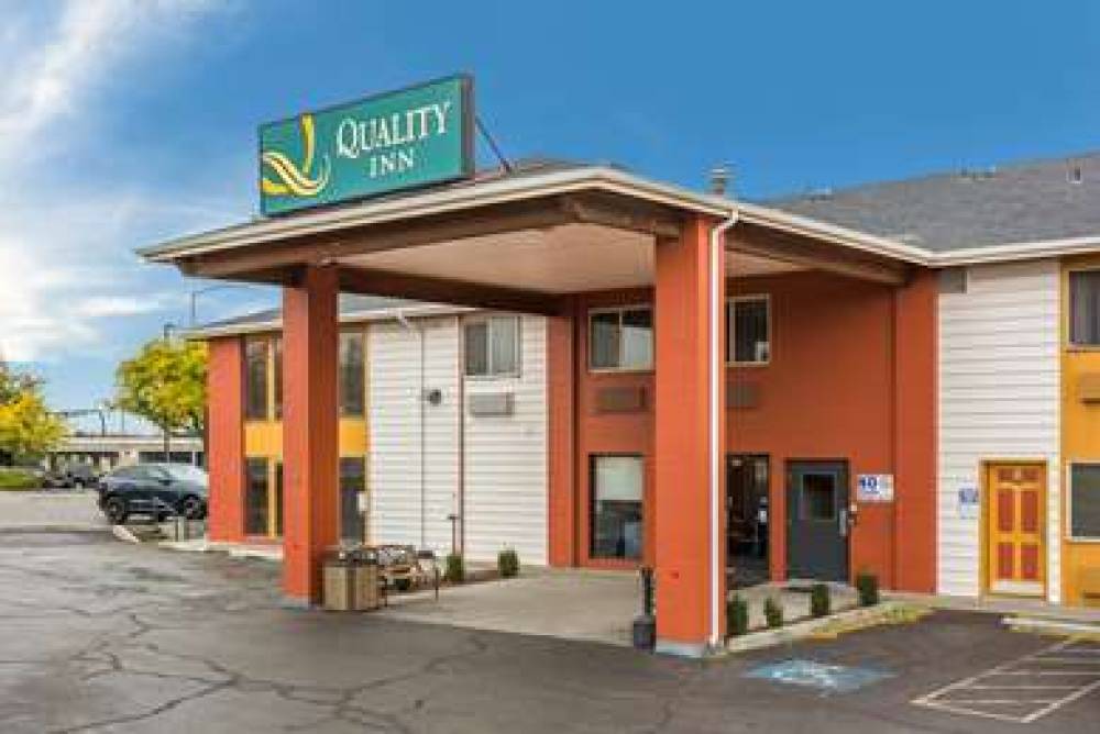 QUALITY INN AIRPORT 2