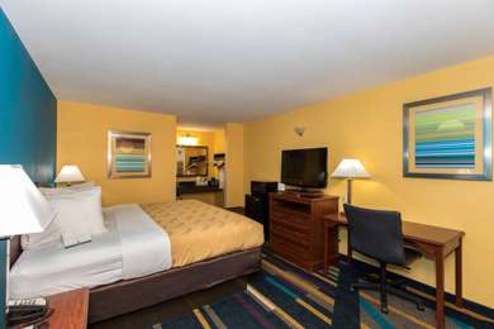 Quality Inn Albertville US 431 8