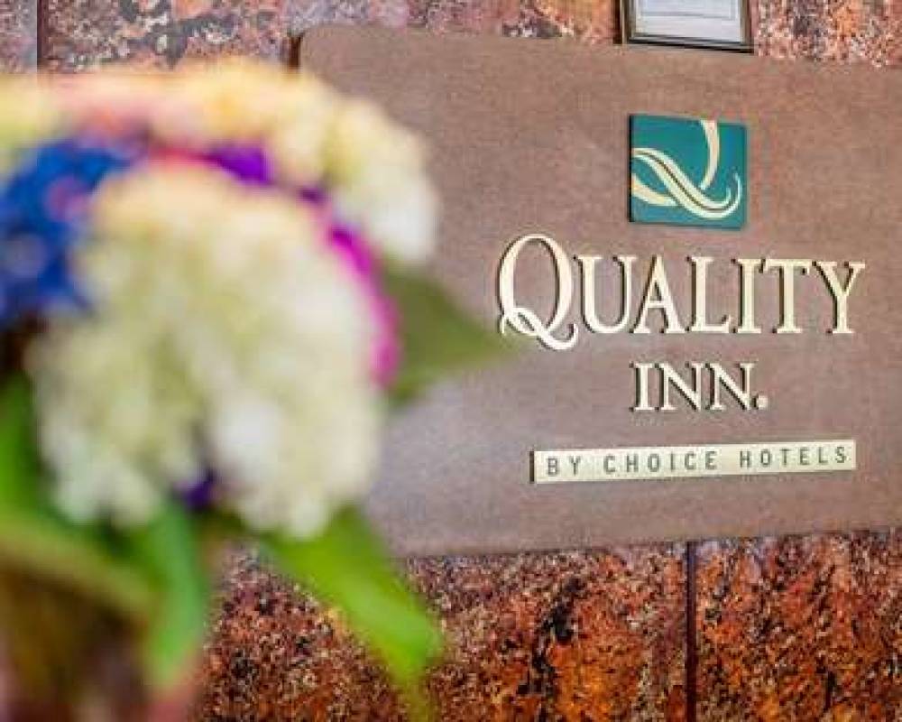 Quality Inn And Conference Center 5