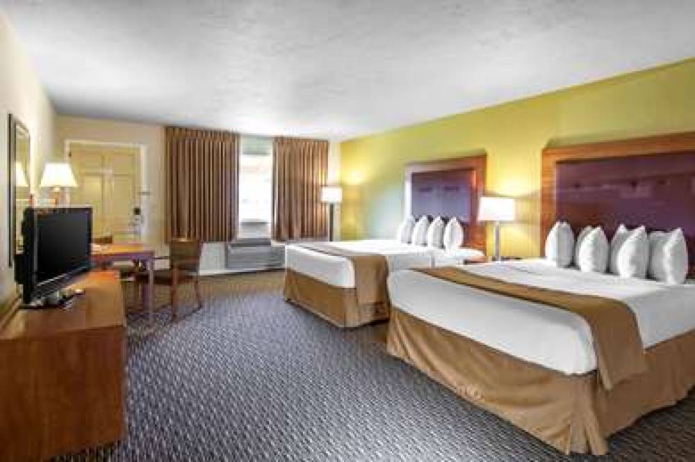 Quality Inn And Suites At Coos Bay 8