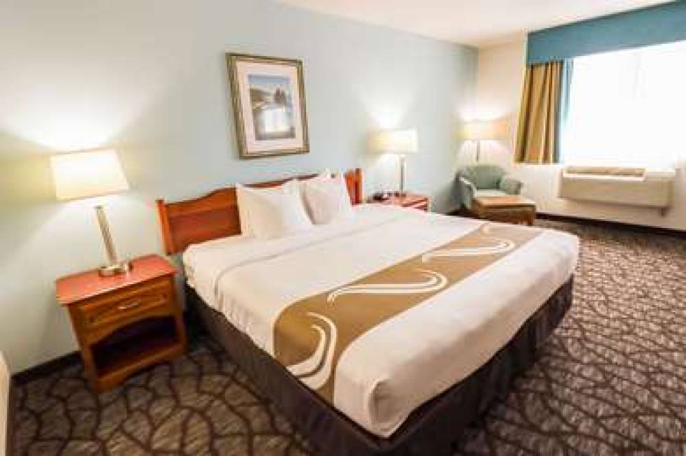 Quality Inn And Suites At Olympic National Park 10