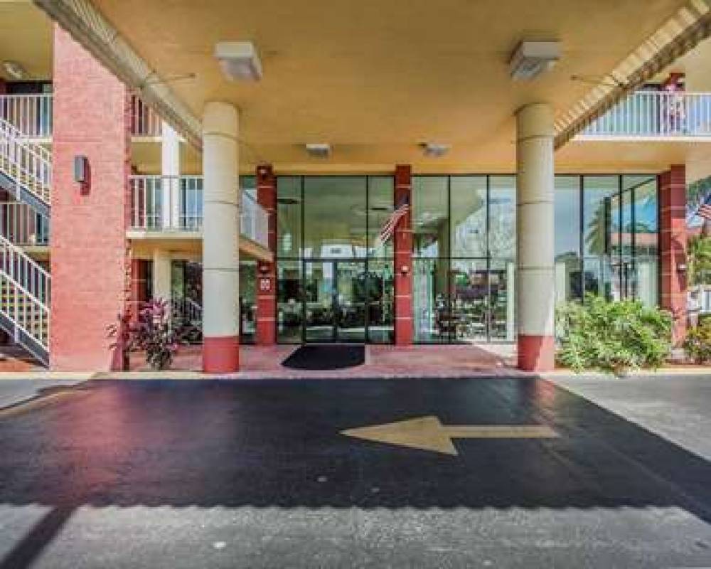 QUALITY INN AND SUITES AT TROPICANA 3