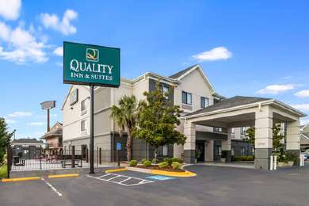 QUALITY INN AND SUITES AUGUSTA I-20 2