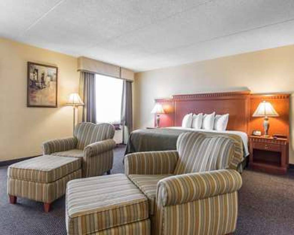 Quality Inn And Suites Bay Front 5