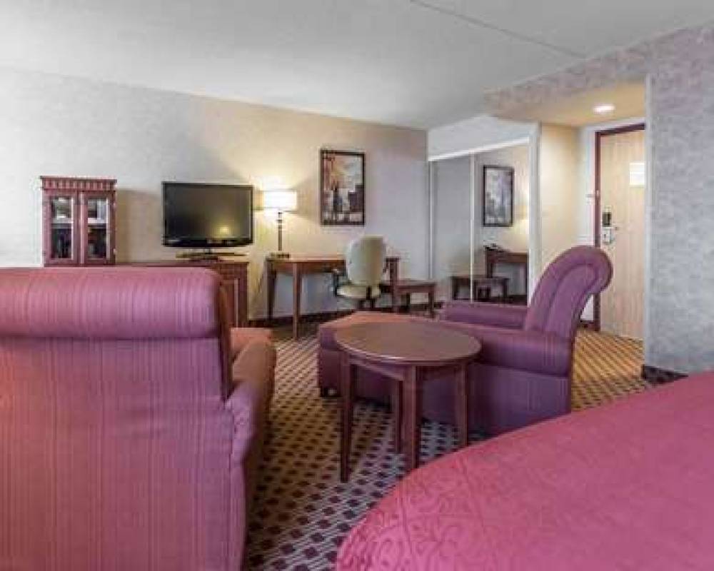 Quality Inn And Suites Bay Front 6