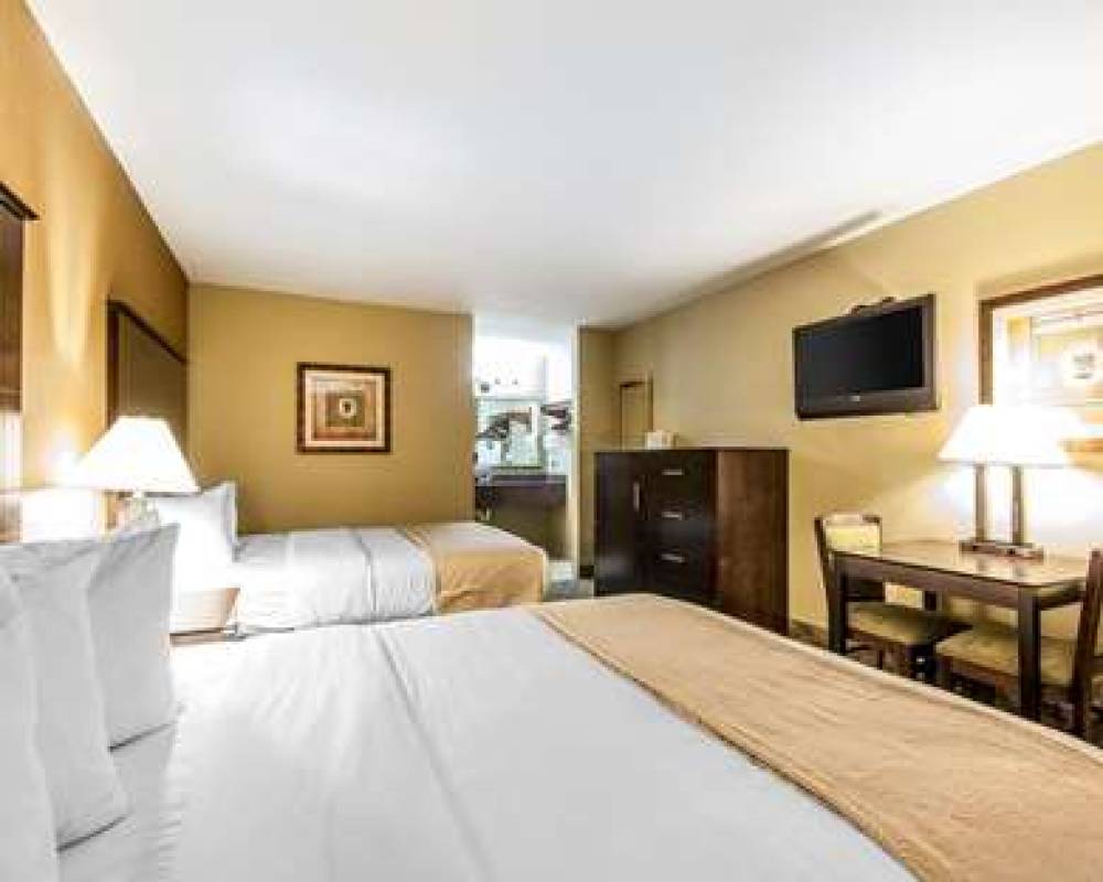 Quality Inn And Suites Bremen 10