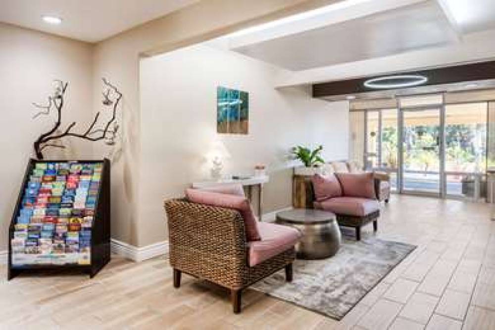 Quality Inn And Suites Capitola By The Sea 6