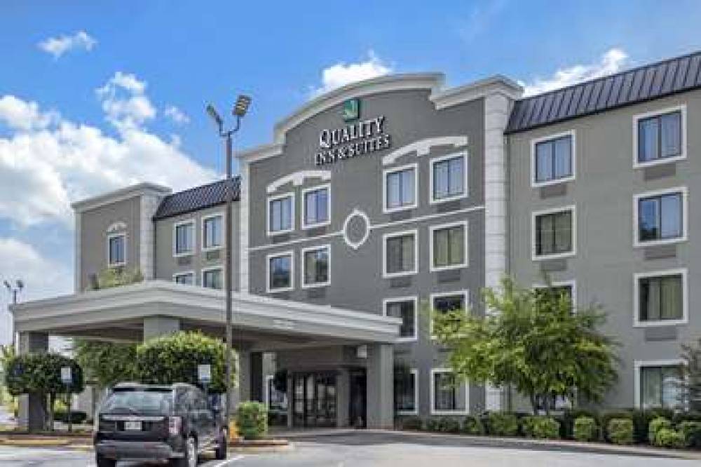 QUALITY INN AND SUITES CHATTAN 1