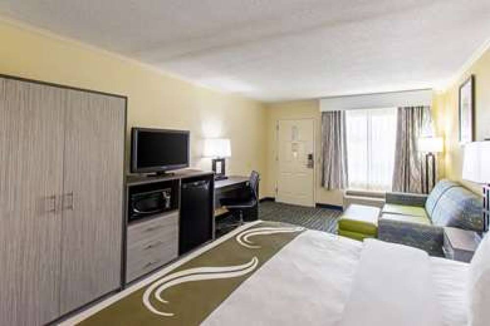 Quality Inn And Suites Civic Center 5