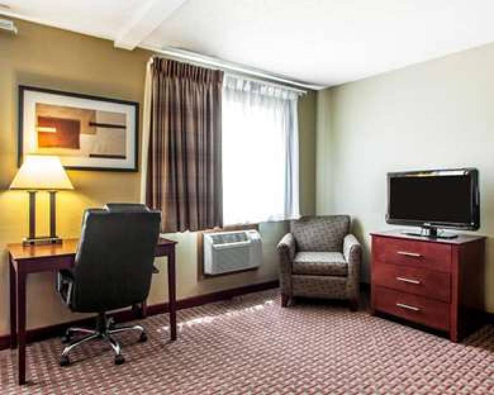 Quality Inn And Suites Davenport 7