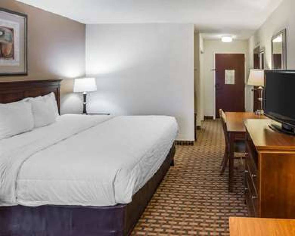 QUALITY INN AND SUITES DAWSONVILLE 8