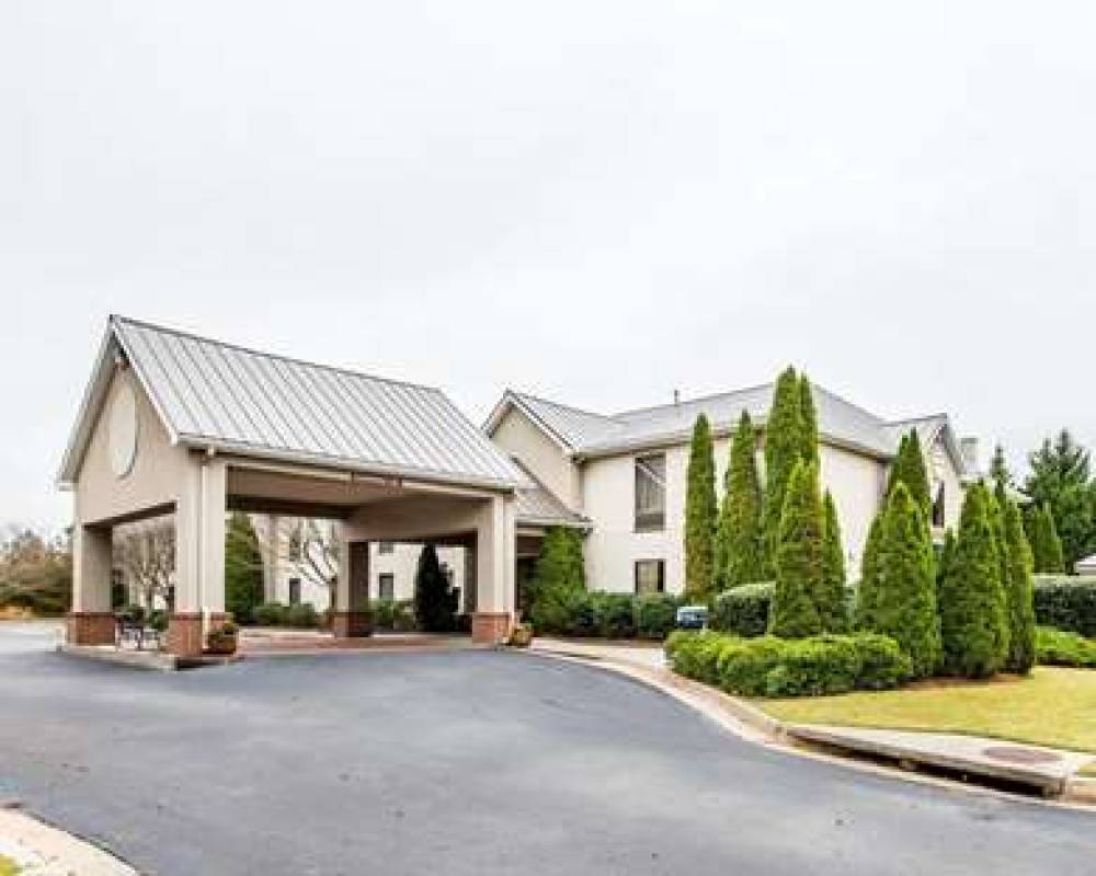 QUALITY INN AND SUITES DAWSONVILLE 1