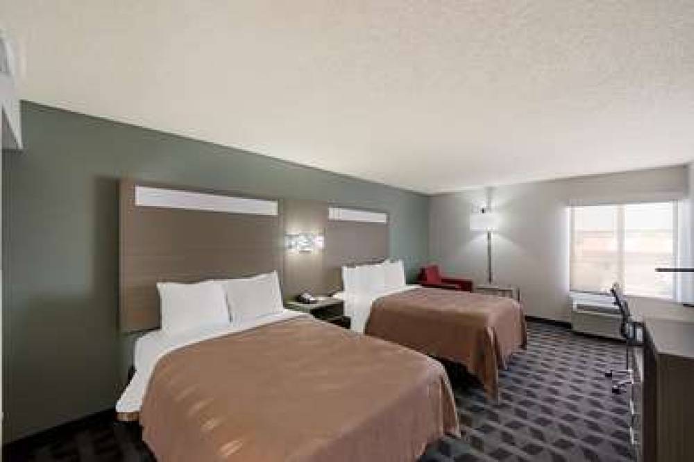 QUALITY INN AND SUITES DFW AIRPORT 5