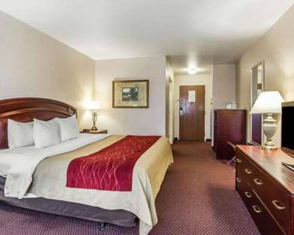 QUALITY INN AND SUITES FORT MADISON 6